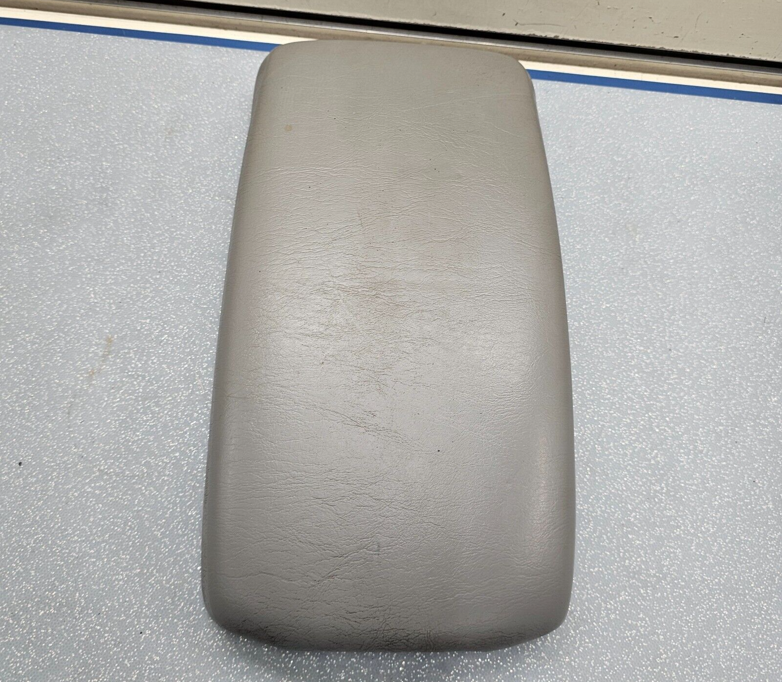 🔥02-06 CAMRY SOLARA LEXUS ES330 CENTER CONSOLE LID ARM REST COVER ASSEMBLY TAN