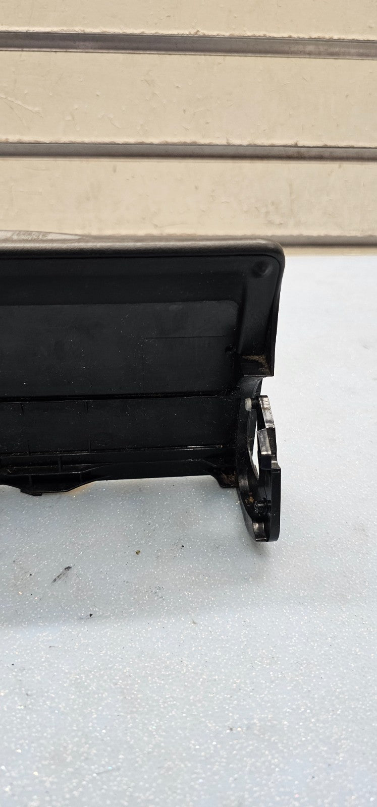 🔥02-06 CAMRY Center Console CUP HOLDER Cover Insert Driver Separator Black