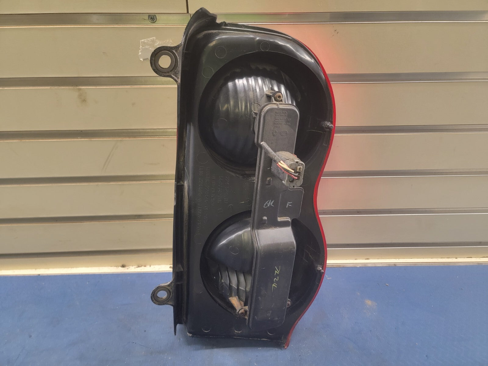 🔥2004-2009 Dodge Durango driver Side Lens and Housing Tail Light Lamp