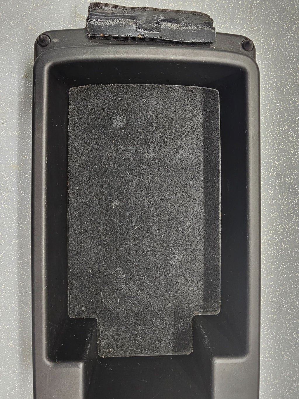 02-06 CAMRY SOLARA LEXUS ES330 CENTER CONSOLE LID ARM REST COVER ASSEMBLY OEM