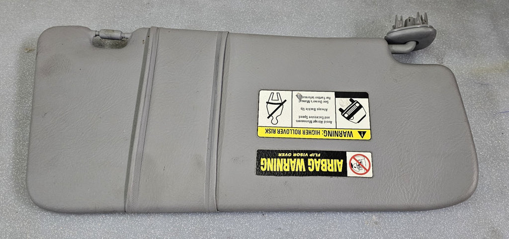 🔥02-04 Honda CR-V Front Left Driver Master Sun Visor Sun Shade GRAY OEM
