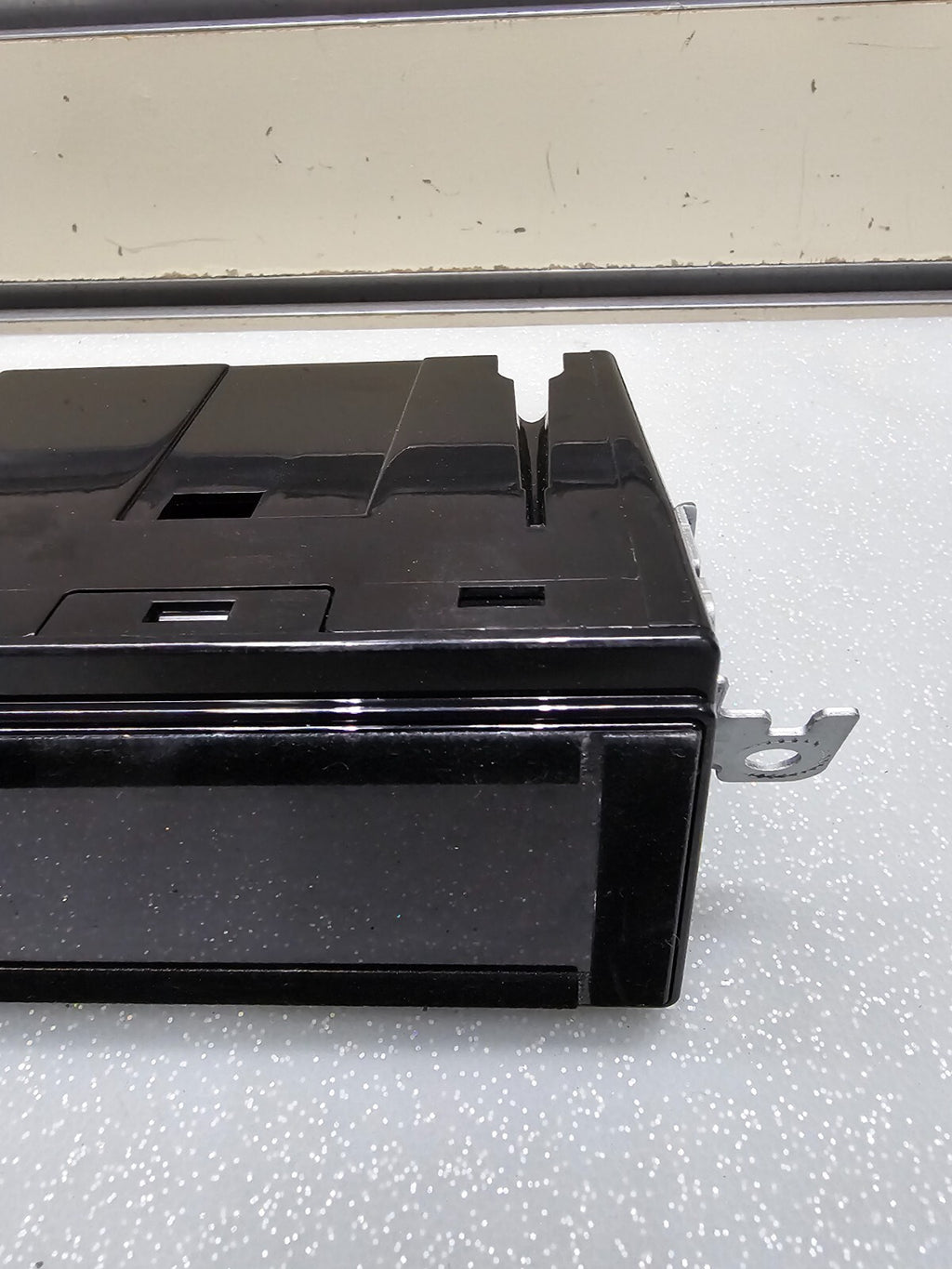 09 Ford Focus AUDIO RADIO EQUIPMENT TEMP INFIRMATION DIGITAL DISPLAY DIRECT OEM