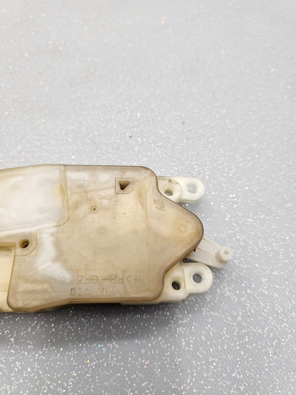 05-12 Nissan Pathfinder Armada Lid Door Window Glass Actuator Lock Assembly OEM