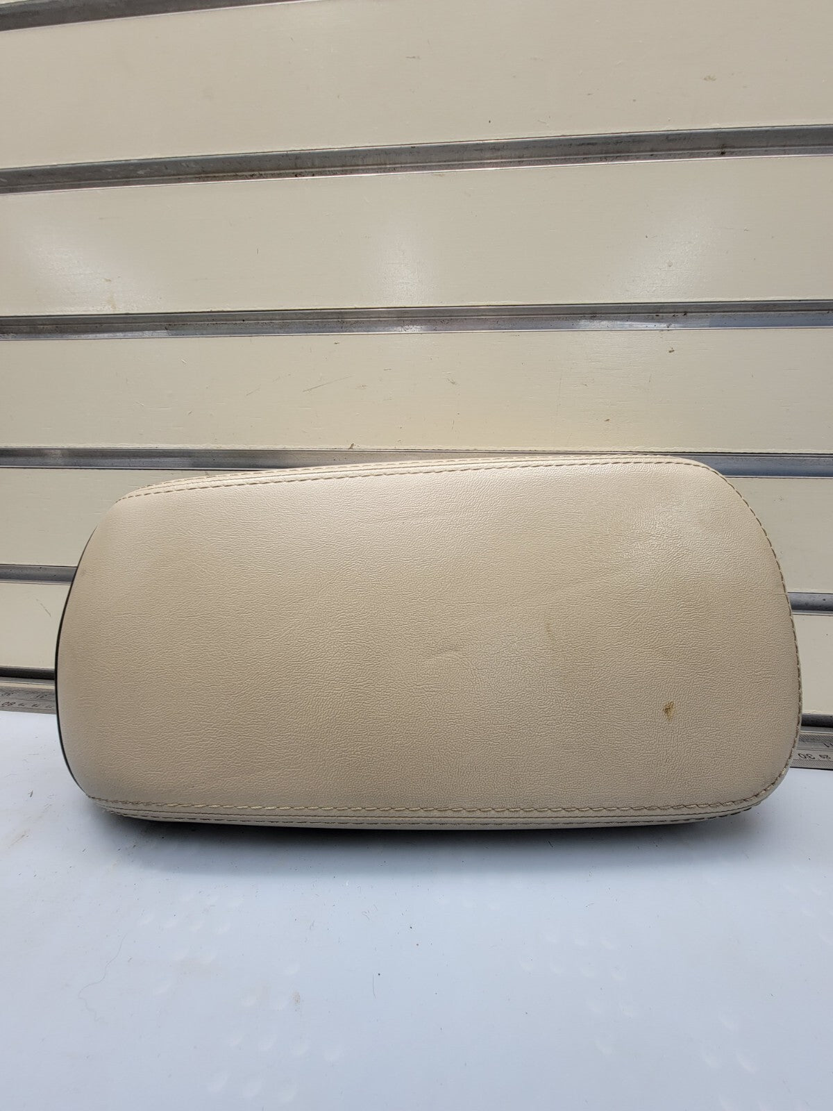 🔥2011-2014 CHRYSLER 200 DODGE AVENGER CENTER CONSOLE LID ARM REST TAN