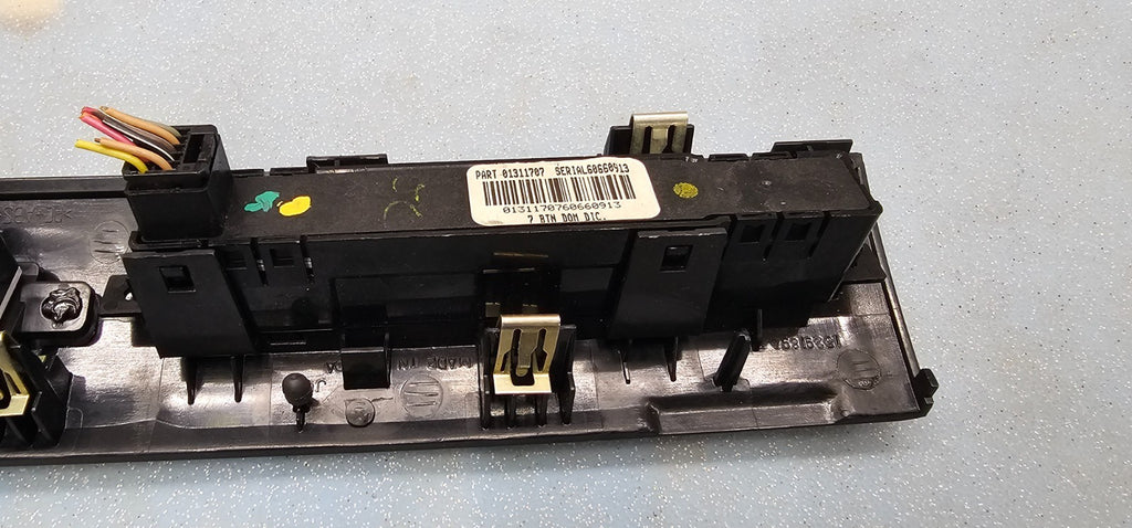 🔥06-24 EXPRESS SAVANA LACROSSE SIERRA TRIP HAZARD TCS FUEL CONTROL SWITCH BLACK