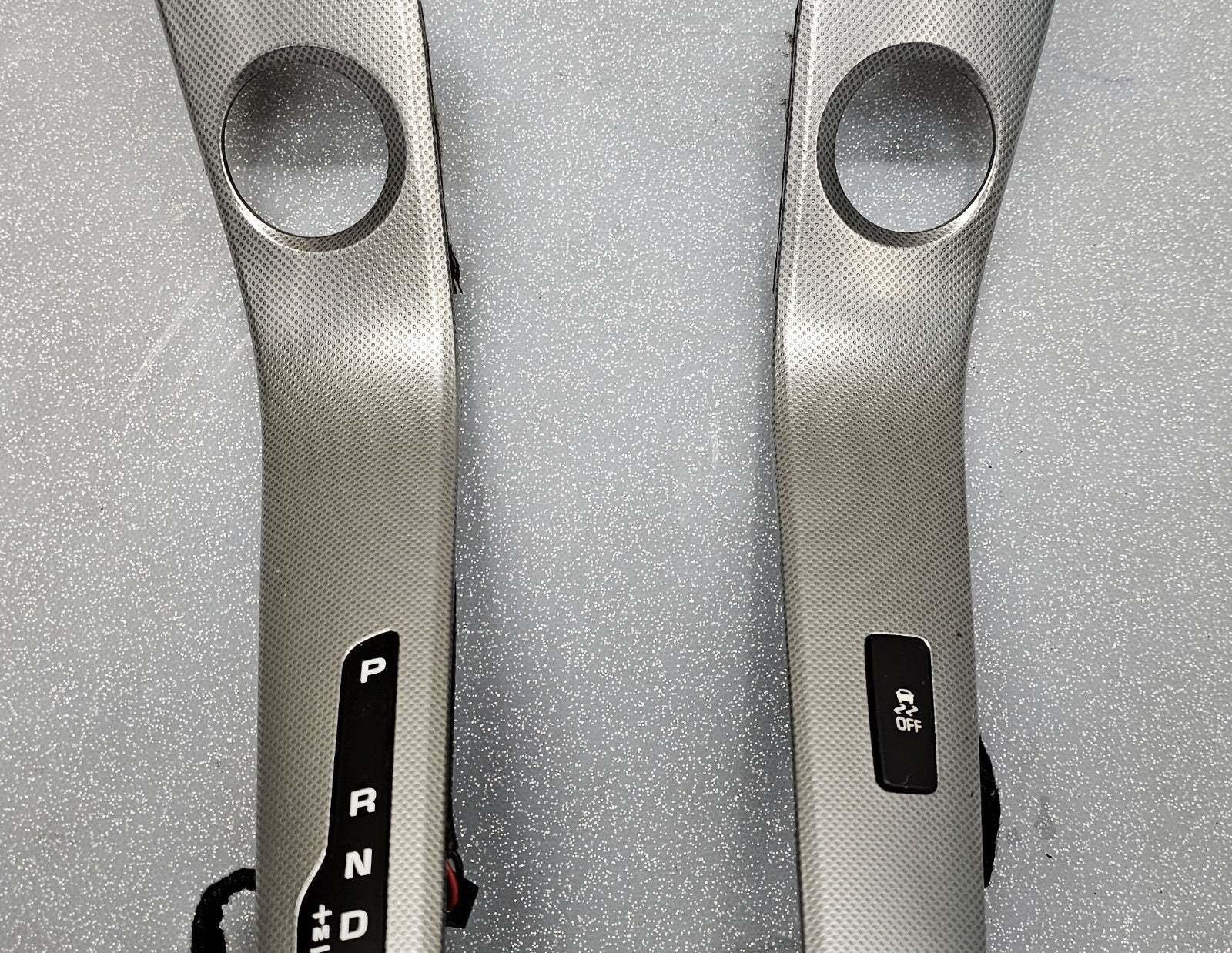 🔥11-15 Chevy Cruze INDICATOR TRANSMISSION GEAR SHIFTER TRIM BEZEL SILVER OEM