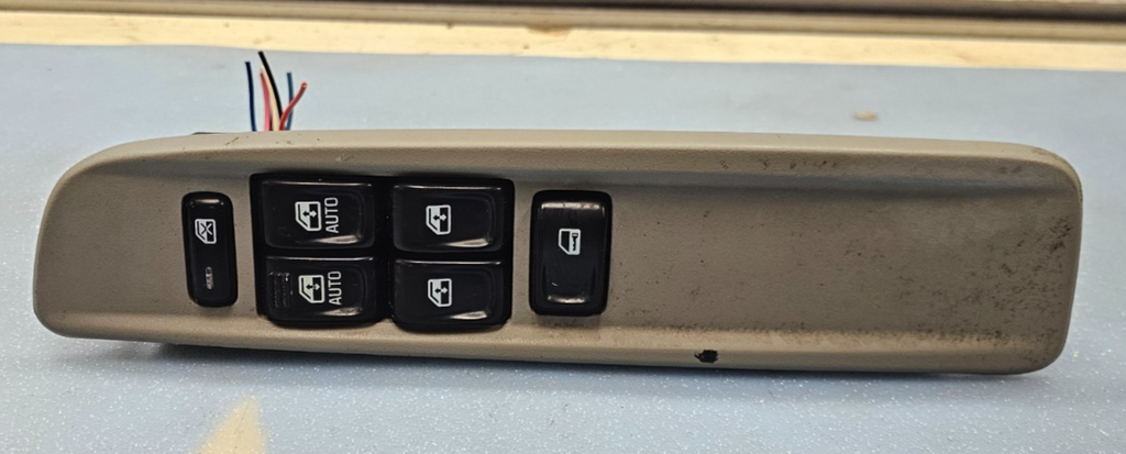 🔥02-05 GMC ENVOY DRIVER LEFT SIDE WINDOW SWITCH CONTROL MASTER POWER TAN OEM