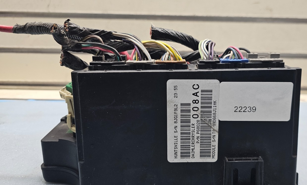 🔥08-09 Dodge Caliber Jeep Patriot Compass TIPM Power Module Relay Fuse Box OEM