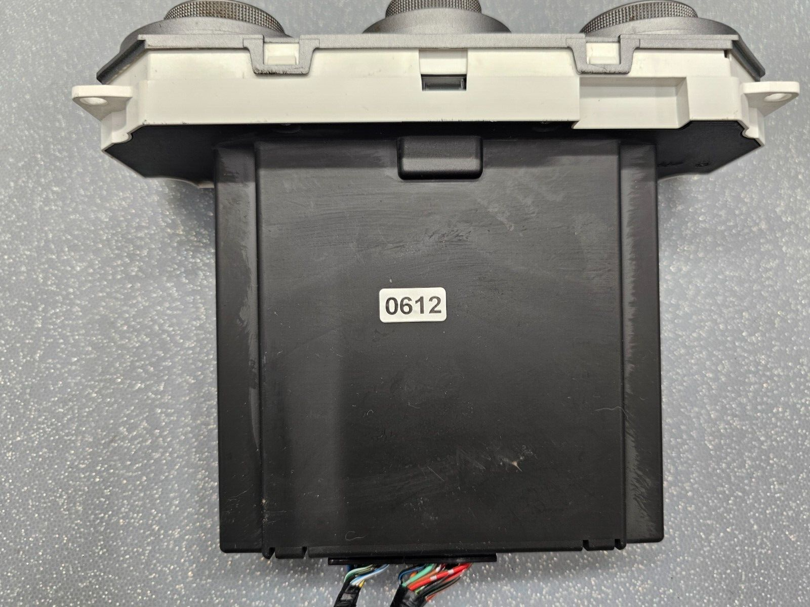 04-05 Mitsubishi Endeavor Dash AC Heater Climate Temperature Control Conditioner