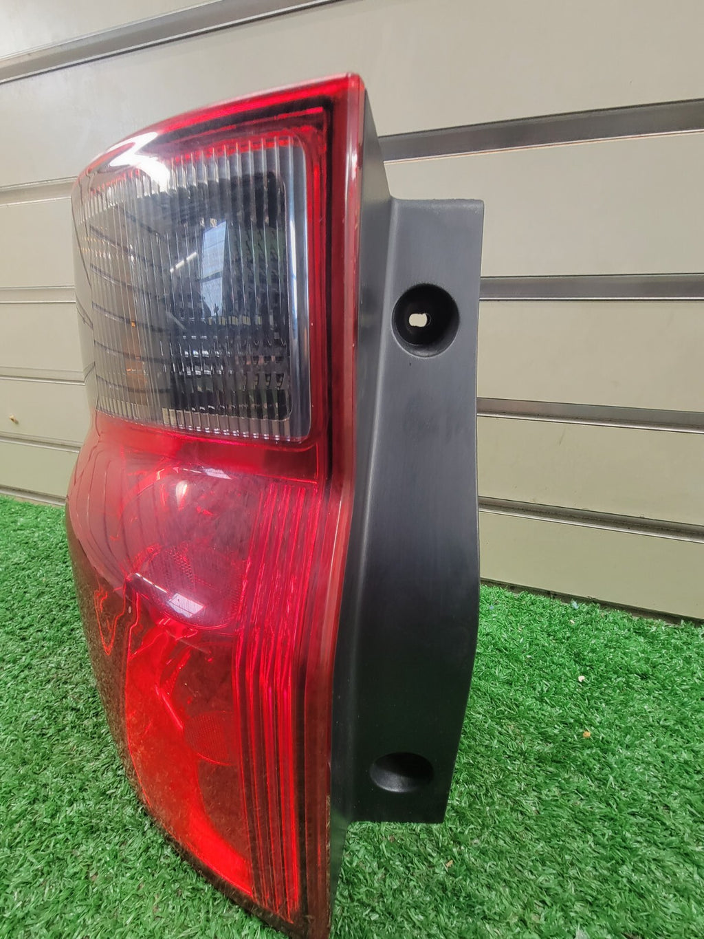 🔥2003-2008 HONDA ELEMENT Left Driver Rear Tail Light Lamp Assembly Chrome OEM