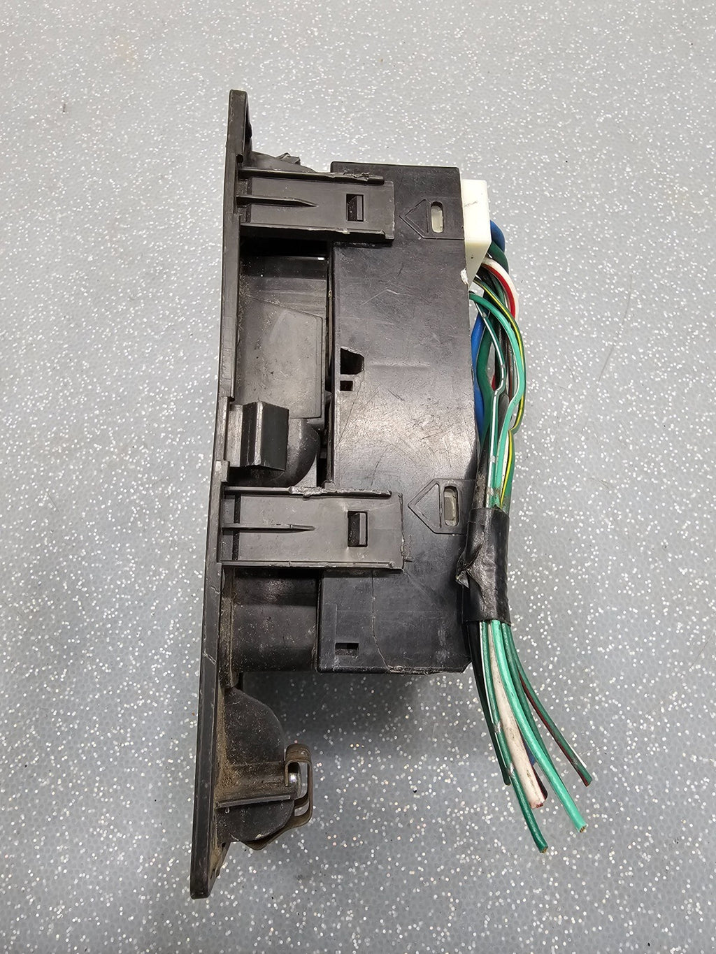 🔥04-15 TITAN ARMADA PASSENGER SIDE POWER WINDOW LOCK SWITCH ASSEMBLY BLACK OEM