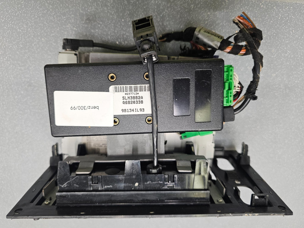 🔥96-99 Mercedes W210 E300 E320 Cell Phone Information Control Display Module
