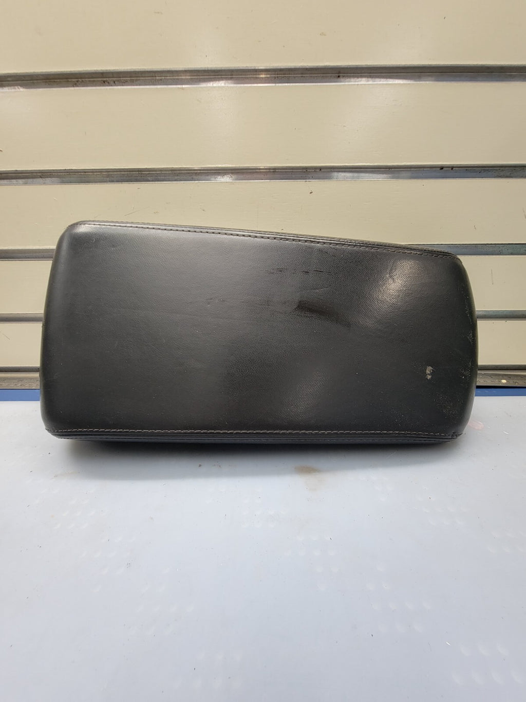 🔥08-10 Chrysler 300 Dodge Charger Center Console Lid Armrest Storage BLACK