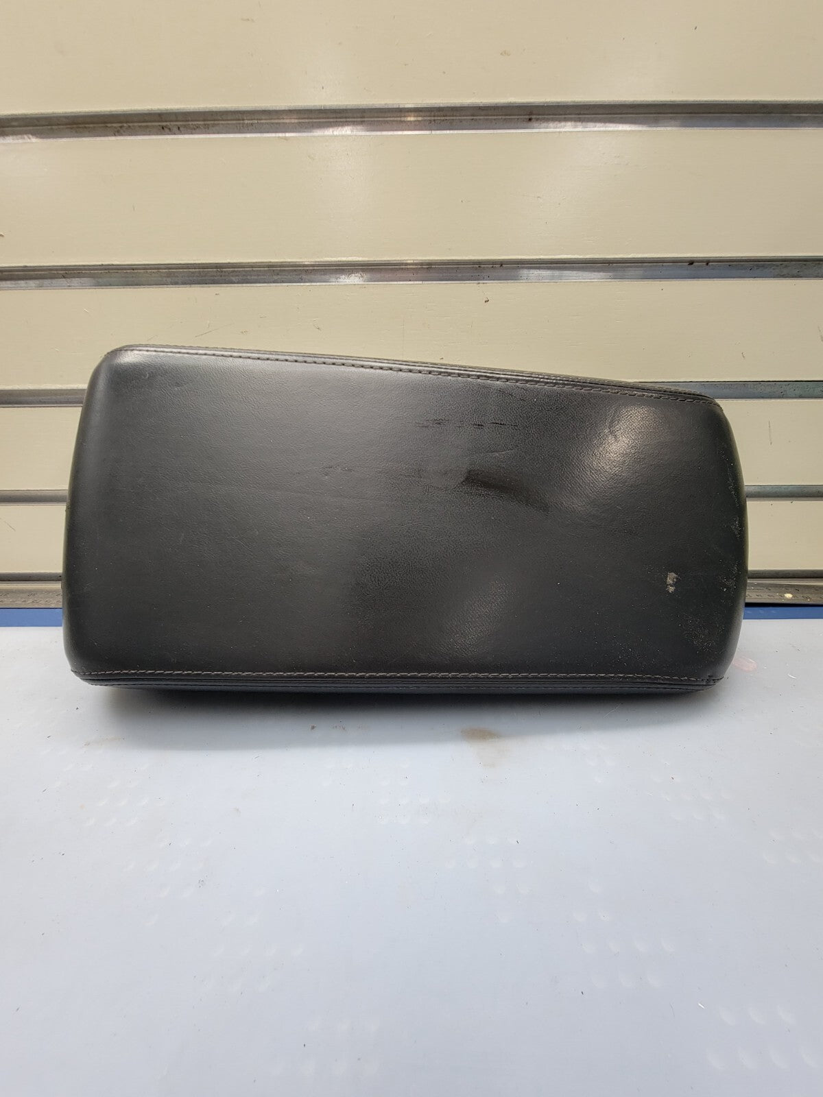 🔥08-10 Chrysler 300 Dodge Charger Center Console Lid Armrest Storage BLACK