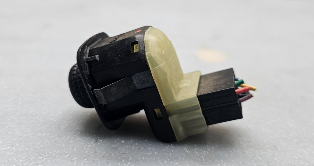 🔥01-07 Ford Escape Mercury Mariner Power Mirror Control Switch Black OEM