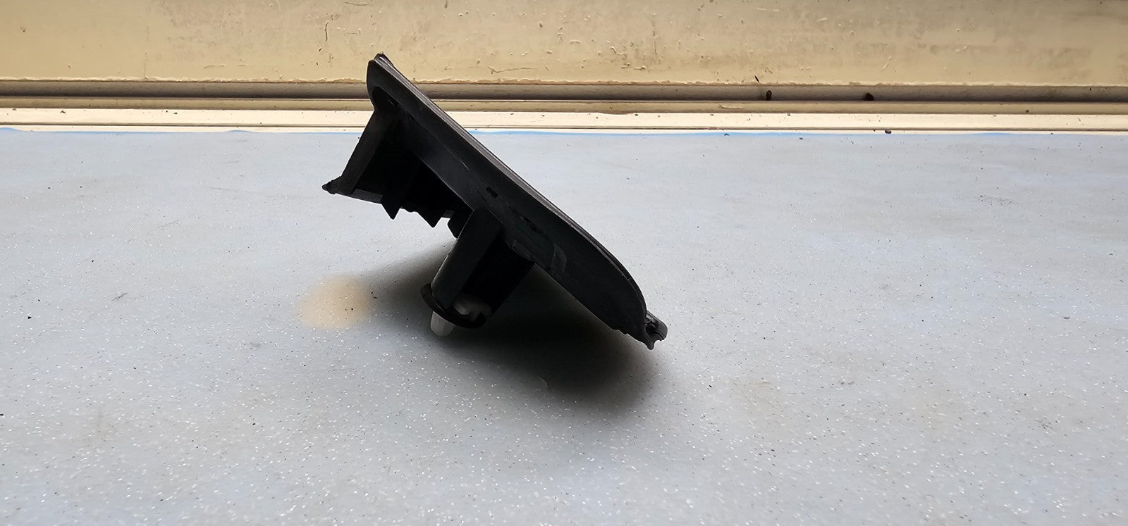 🔥07-14 FORD EDGE RIGHT Fender UPPER BOLT Trim Molding Mirror Cover TRIANGLE OEM