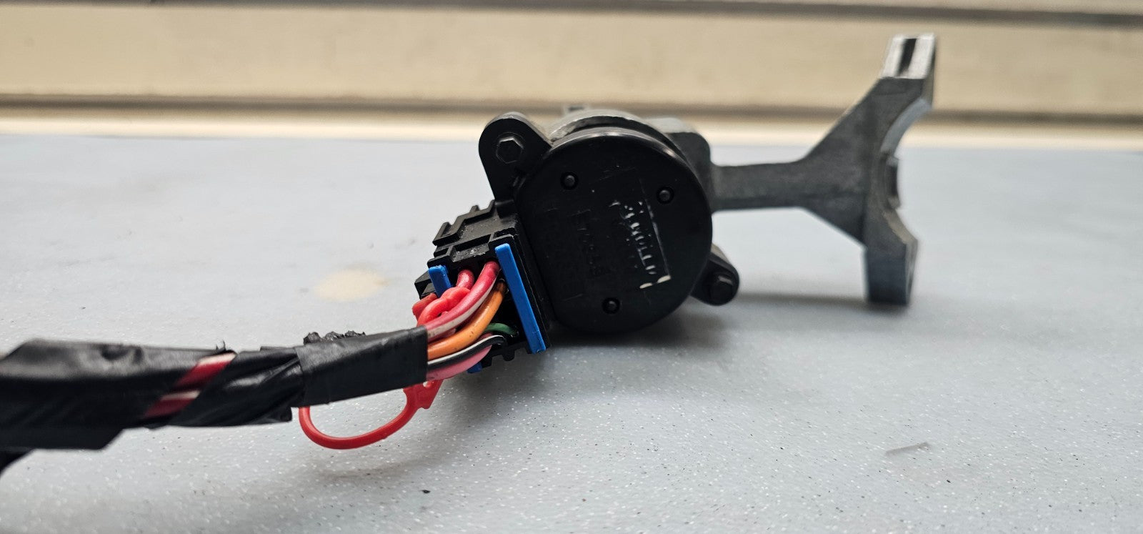 🔥95-07 VUE SC SL STEERING COLUMN IGNITION LOCK CYLINDER KEY SWITCH ASSEMBLY