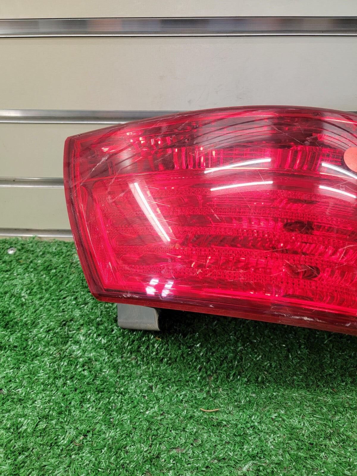 🔥09-10 Hyundai Sonata Tail Light Assembly Chrome Left Driver Side Outer OEM