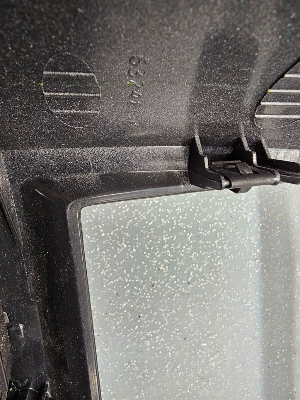 🔥08-10 DODGE CARAVAN DASH RADIO SURROUND BEZEL TRIM PANEL CLIMATE CONTROL BLACK
