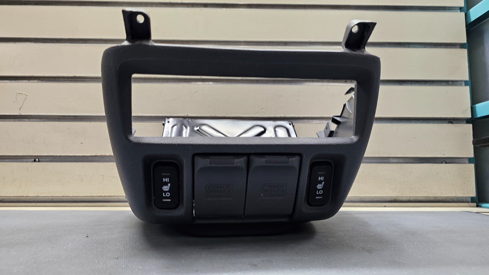 🔥2005-2010 HONDA ODYSSEY LOWER DASH INSTRUMENT PANEL TRIM BEZEL W/AUX BLACK