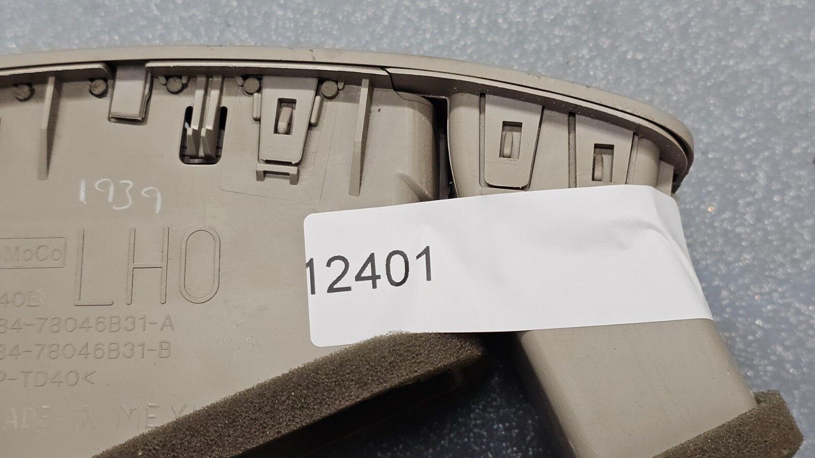 🔥08-12 Ford Escape Dash Left Driver Master AC A/C Air Vent Heater Panel Tan