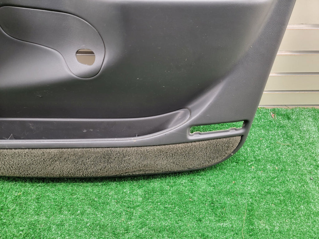 🔥03-06 Chevy Silverado SIERRA Door Panel Front Right passenger DARK GRAY D5