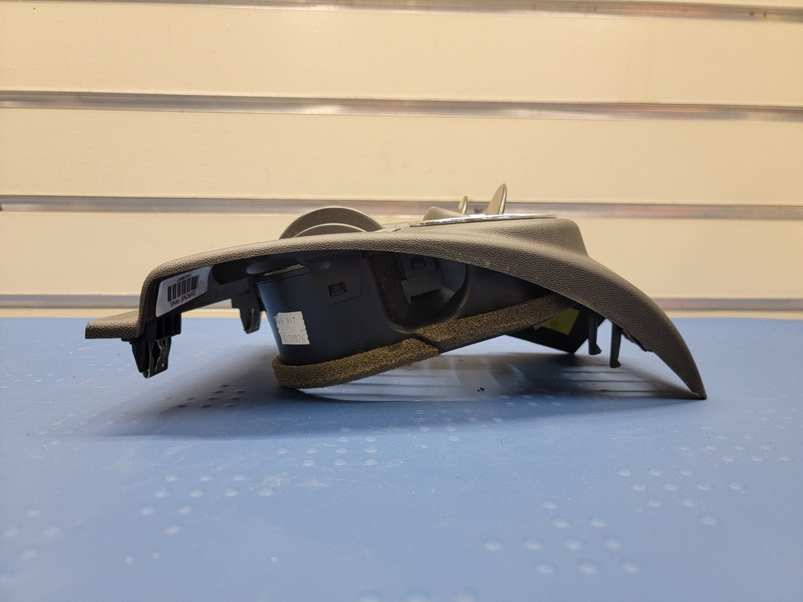 2006-2007 Pontiac Grand Prix Front Dash Chrome Ring Bezel Trim w/ Air Vents TAN