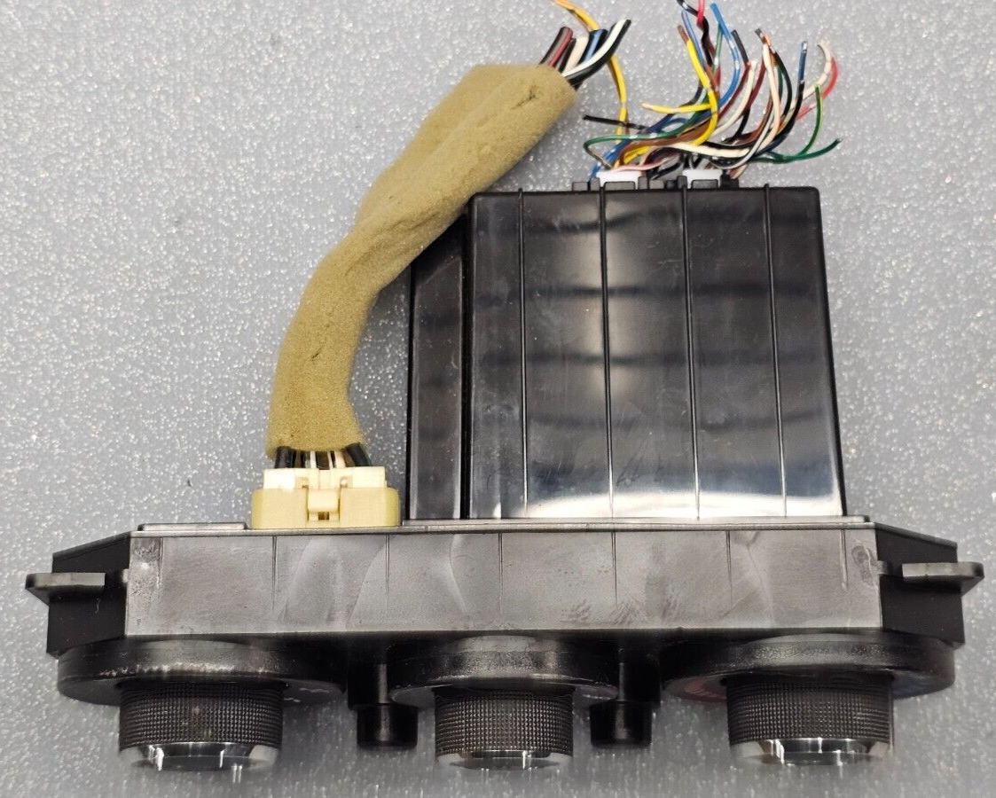 🔥06-11 Mitsubishi Endeavor Dash A/C Heater Climate Temperature Control Unit OEM