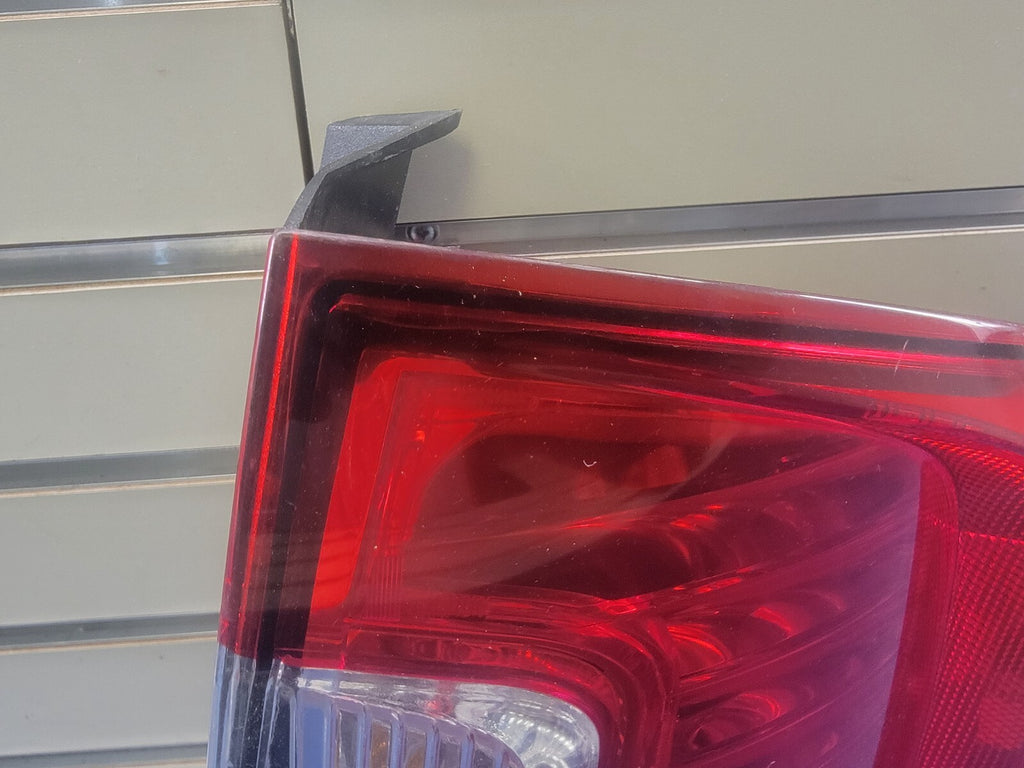 🔥2011-2014 Ford Edge Right Passenger Halogen Lamp Tail Light Assembly chrome