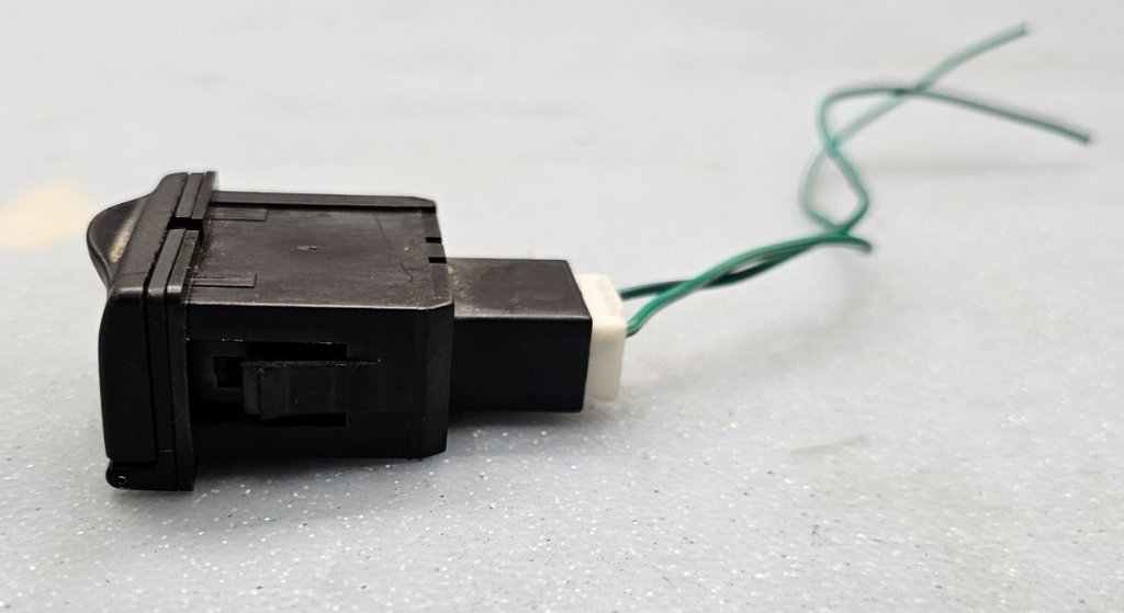 🔥2003-2008 Toyota Matrix Pontiac Vibe Dash Ac 115v 100w Power Outlet Plug OEM