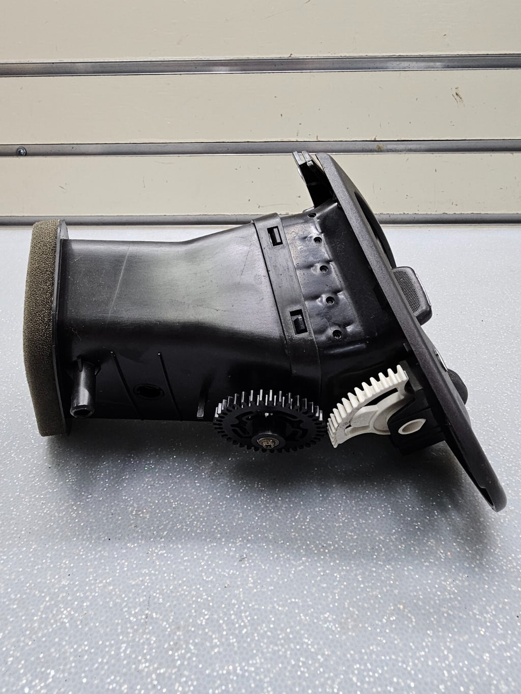 02-08 Jaguar X-Type LEFT DRIVER Outer Dash Front Center Air Vent Heater OEM