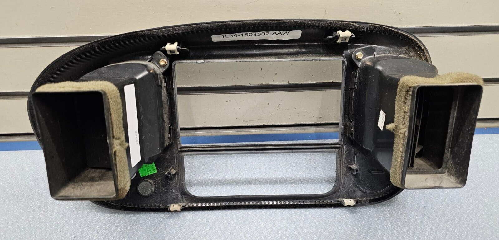 🔥97-03 Ford F150 Center Dash Radio Climate Trim Stereo BEZEL Panel Line GRAY