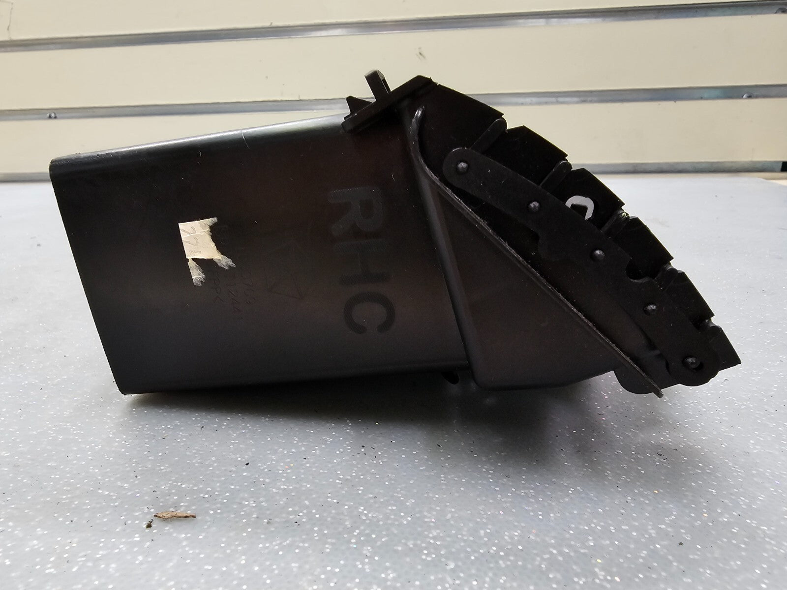 🔥08-10 DODGE AVENGER DASH A/C CENTER MIDDLE AIR VENT RIGHT ORIGINAL OEM