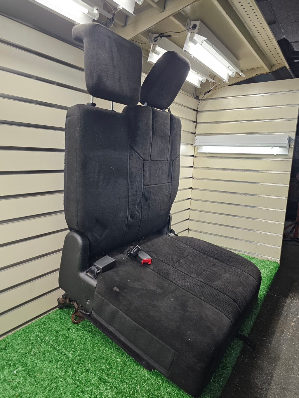 🔥11-14 DODGE GRAND CARAVAN 3RD ROW REAR SEAT LEFT DRIVER CUSHION CLOTH GRAY