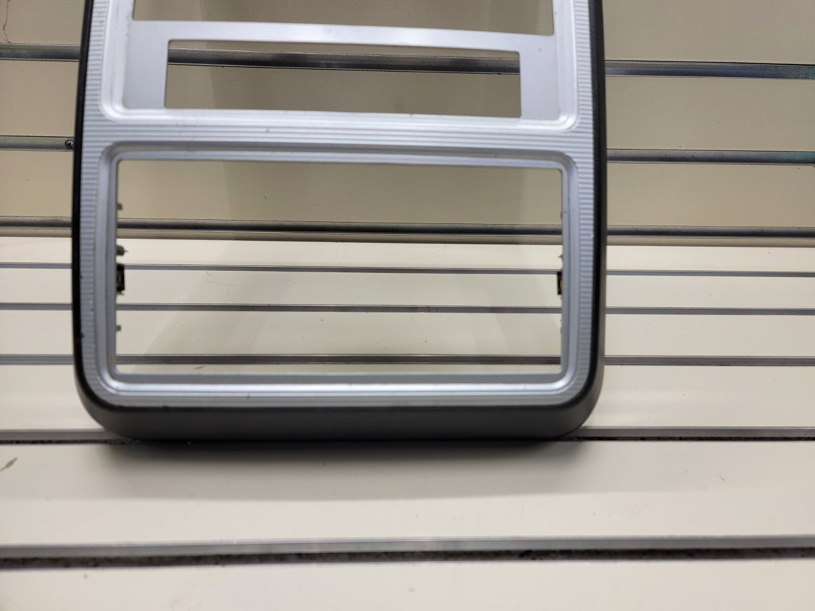 🔥2009-2010 DODGE JOURNEY DASH RADIO TRIM BEZEL OEM silver