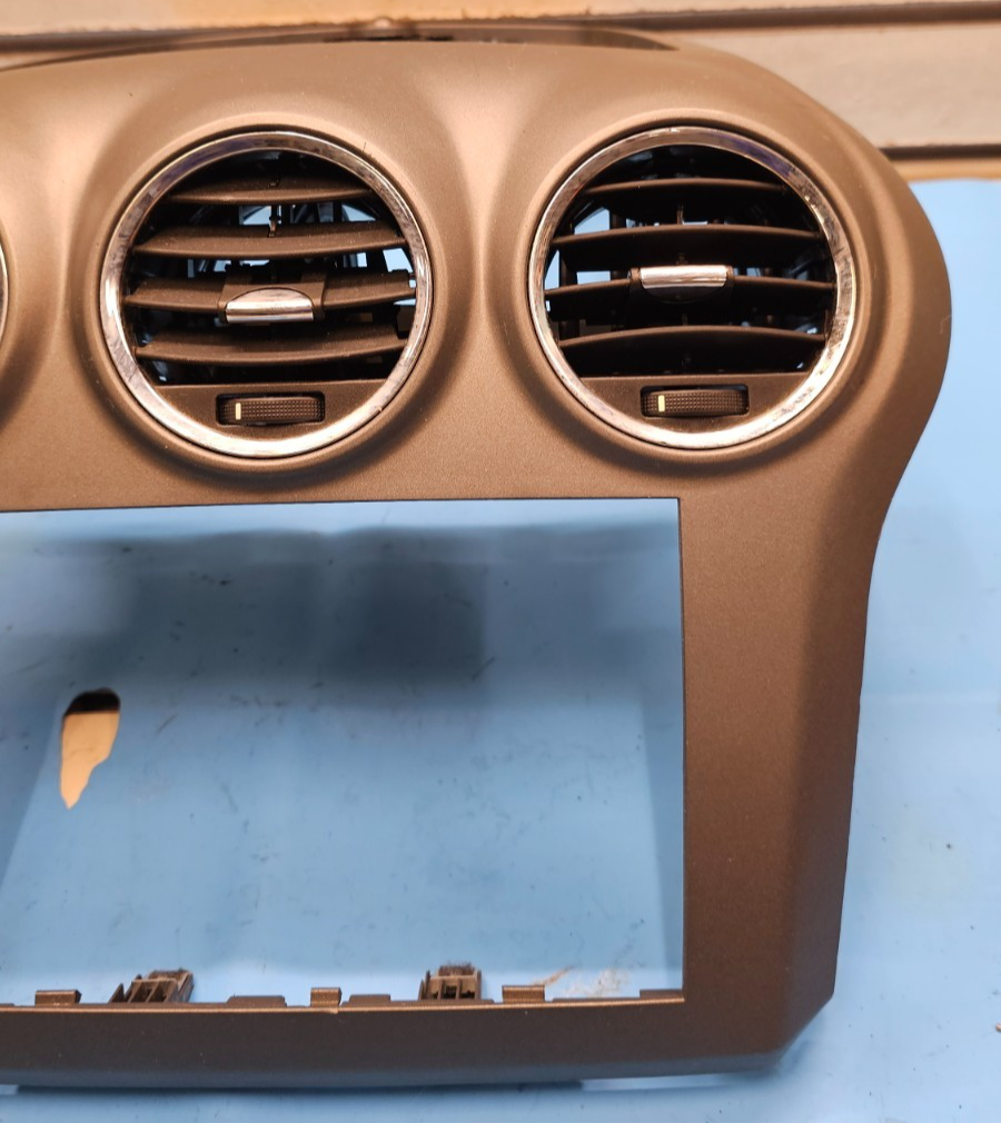 🔥08-10 Saturn Vue Center Dash Radio Stereo Display Bezel Trim Panel DK TAN B31