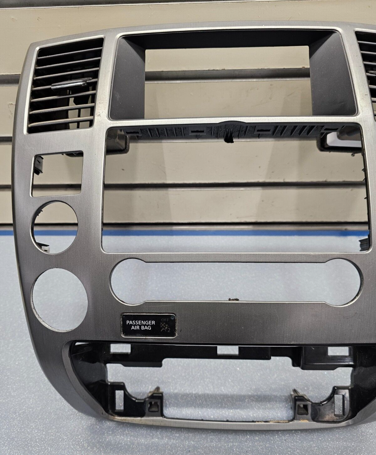 🔥08-15 Armada QX56 Dash FM Radio Climate Bezel Stereo Display Trim Panel Silver