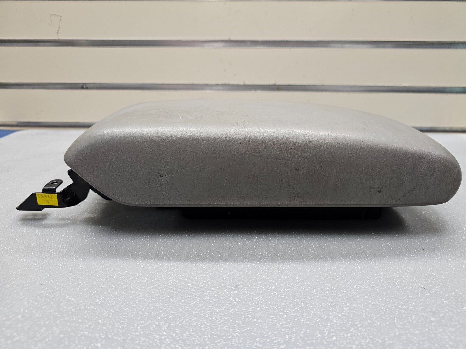 🔥02-06 CAMRY SOLARA LEXUS ES330 CENTER CONSOLE LID ARM REST COVER ASSEMBLY GRAY