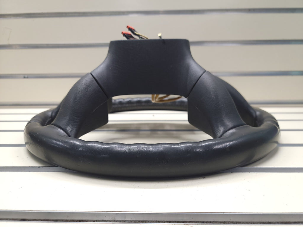 🔥03-06 SILVERADO SIERRA YUKON TAHOE SUBURBAN STEERING WHEEL LEATHER BLACK