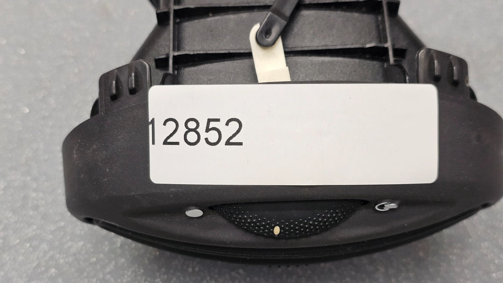 🔥00-04 FORD FOCUS Dash Right Passenger Air Vent A/C AC Heater Panel Black