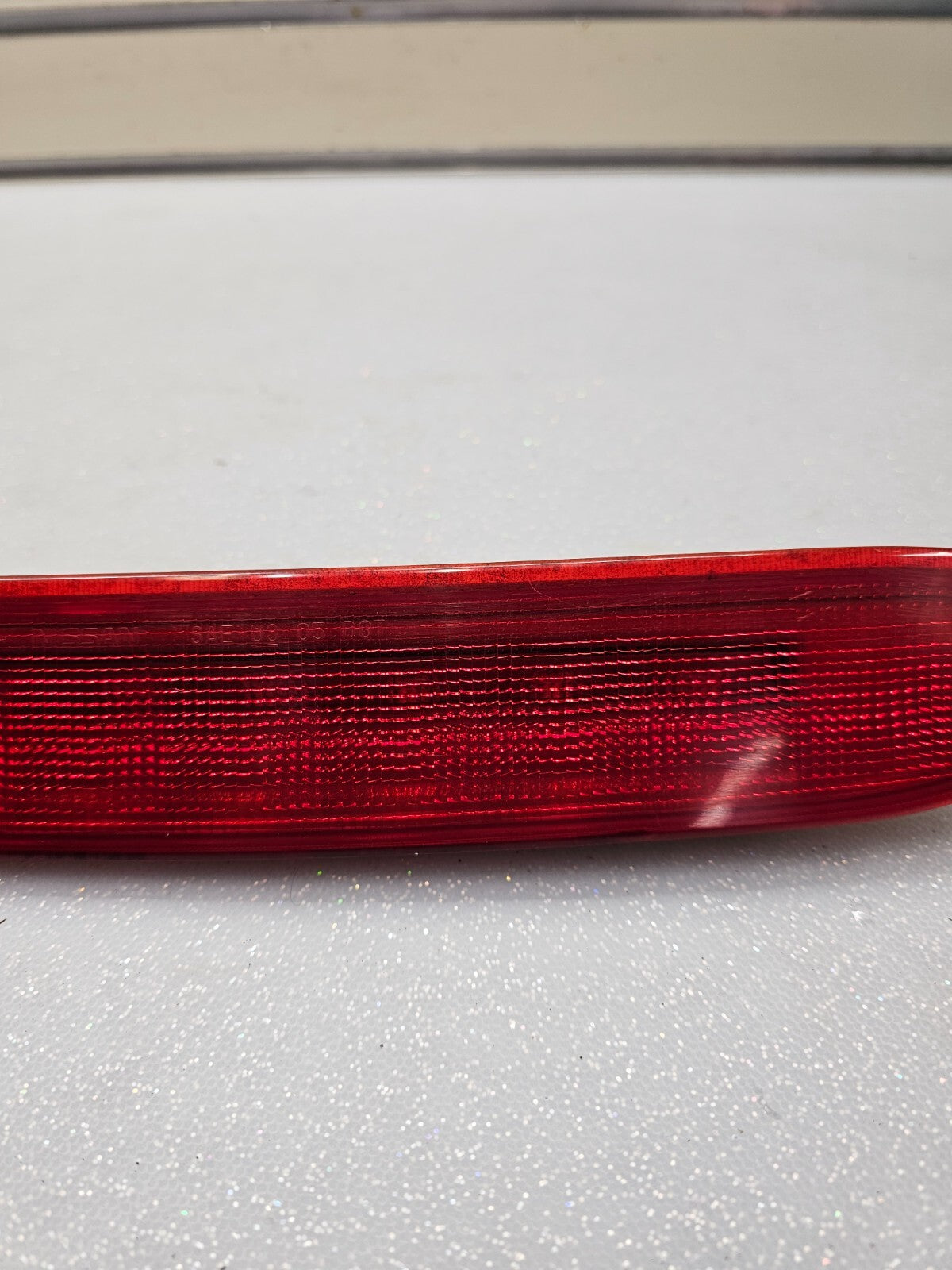 08-15 Nissan Rogue High Mounted Stop Third Brake Light Tail Light Lamp Assembly