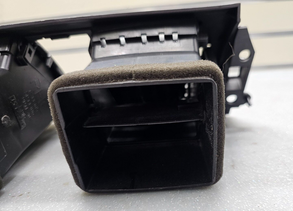🔥06-11 Cadillac DTS Dash Center Air Vent Heater Filter Trim Bezel Conditioner