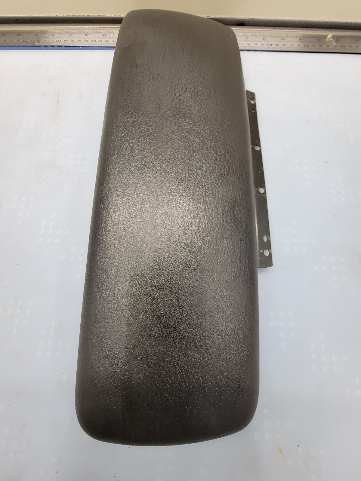 🔥2001-2007 Dodge Dakota/ Durango Center Console Lid Bracket Armrest Black