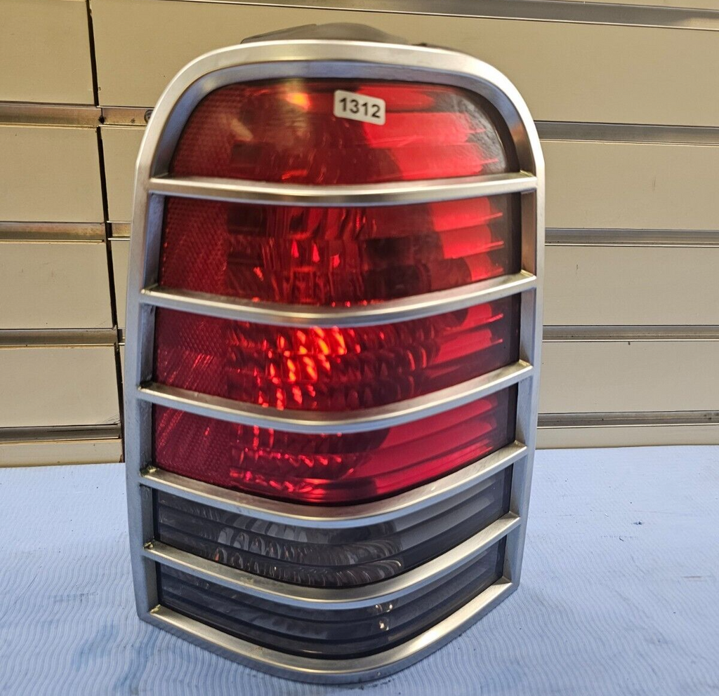 🔥05-07 Mercury Mariner Rear Right Passenger Tail Brake Stop Light Lamp Assembly