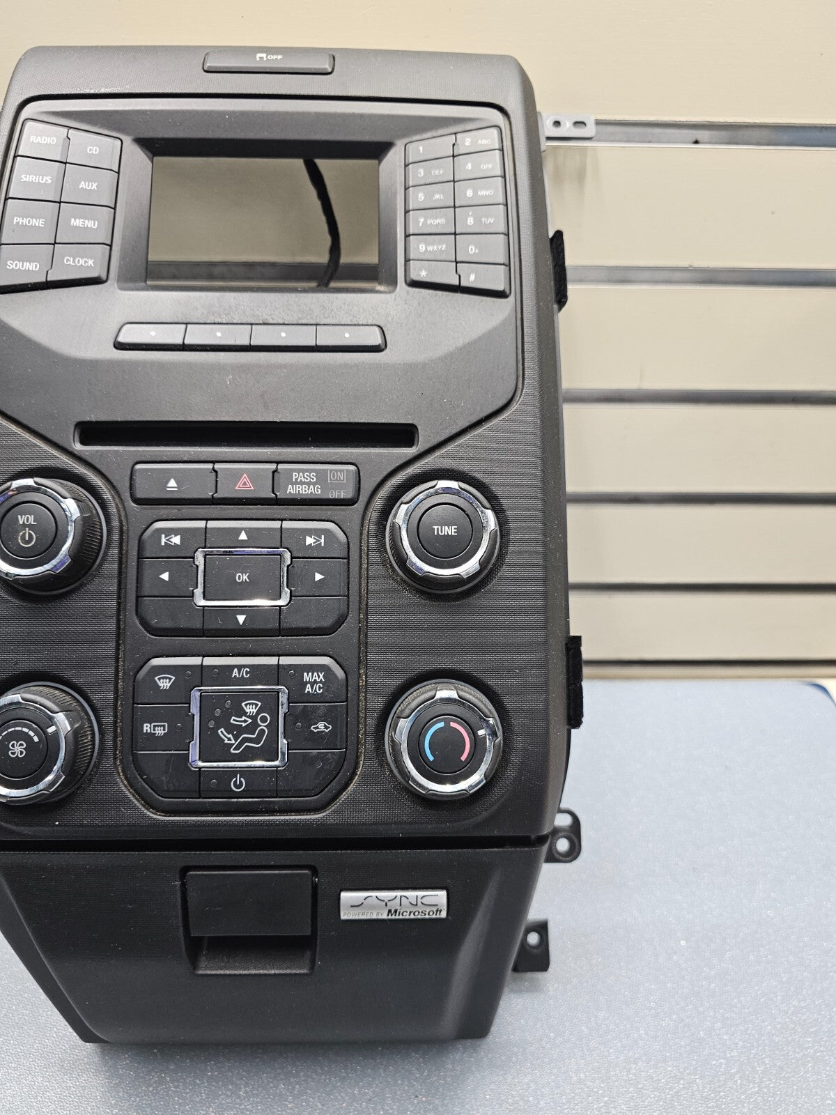 🔥13-14 Ford F150 4.2" Display Radio Heater Control Bezel Cover Lower Glove Box