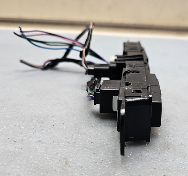 09-12 Chevrolet Traverse Center Dash Panel Hazard Control Switch Unit OEM SW55