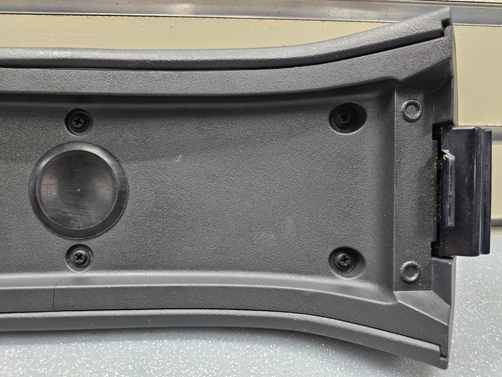 🔥98-04 BLAZER S10 JIMMY SONOMA Front Center Console Lid Arm Rest Cover BLACK L7