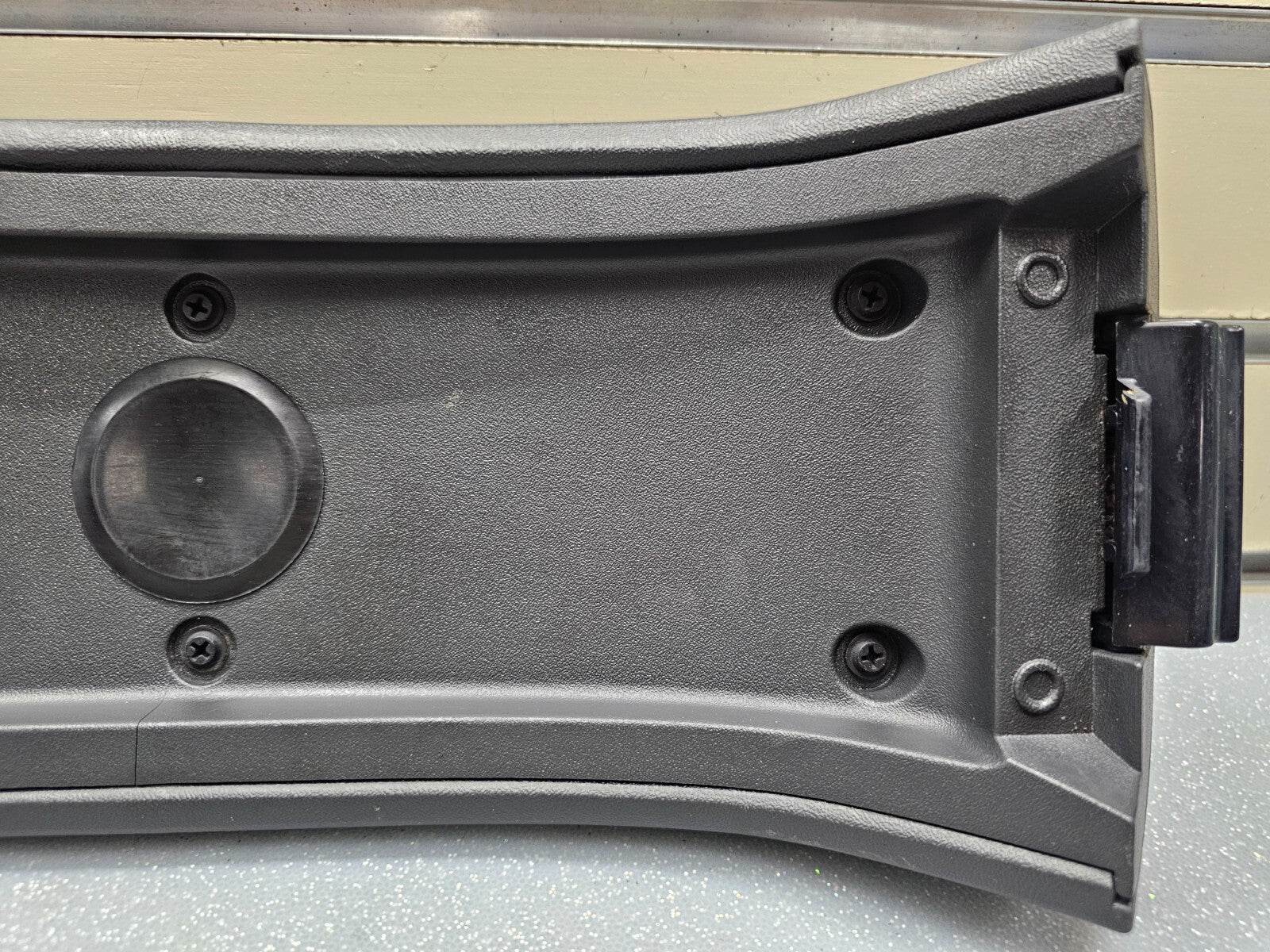🔥98-04 BLAZER S10 JIMMY SONOMA Front Center Console Lid Arm Rest Cover BLACK L7