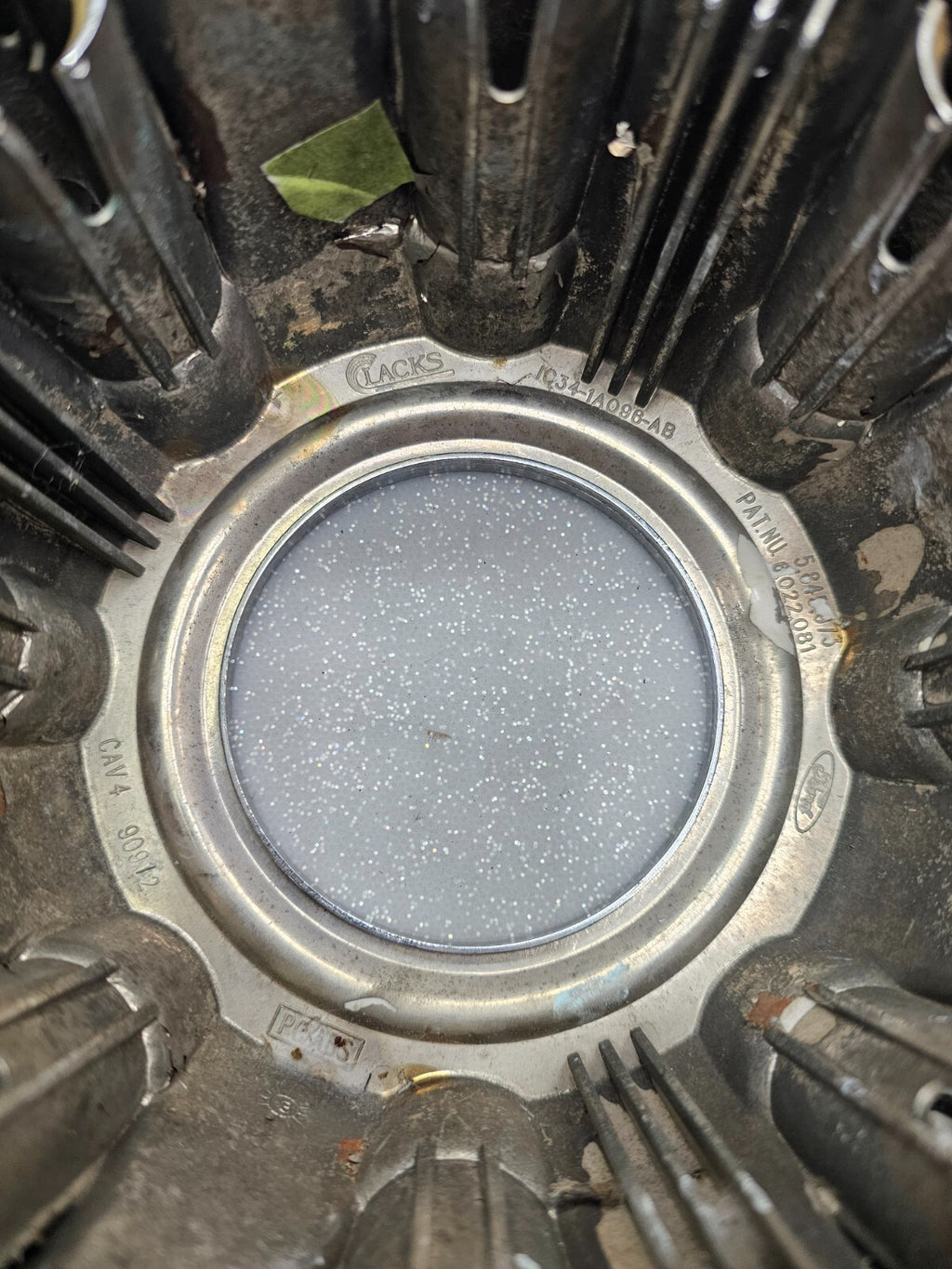99-04 Ford F250 Excursion Super Duty Front Rear Wheel Center Cap Hubcap Silver