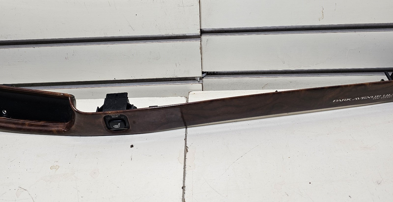97-05 Buick Park Avenue Center Dash Heater Climate Control Bezel Trim Panel Wood